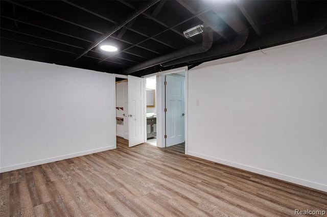 6265 Potomac Circle, West Bloomfield, MI 48322