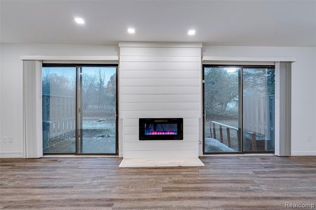 6265 Potomac Circle, West Bloomfield, MI 48322