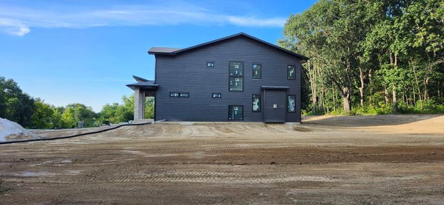85 Eskir Lane, Crown Point, IN 46307