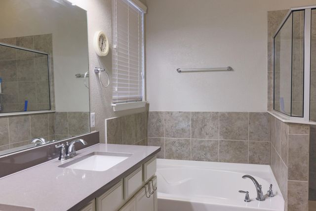 112 Andele WAY, Liberty Hill, TX 78642