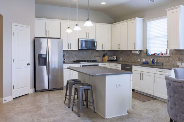 112 Andele WAY, Liberty Hill, TX 78642
