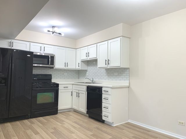 621 Tralee Court 3A, Schaumburg, IL 60193