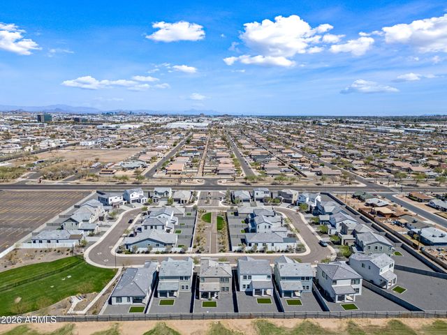 4615 S 23RD Way, Phoenix, AZ 85040