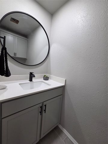 701 Royal Avenue, Oklahoma City, OK 73130