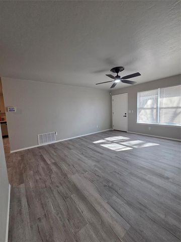 701 Royal Avenue, Oklahoma City, OK 73130