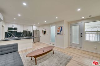 9042 Phyllis Avenue B, West Hollywood, CA 90069