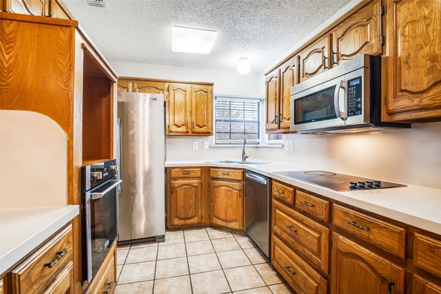 4913 Portola Drive, Garland, TX 75043