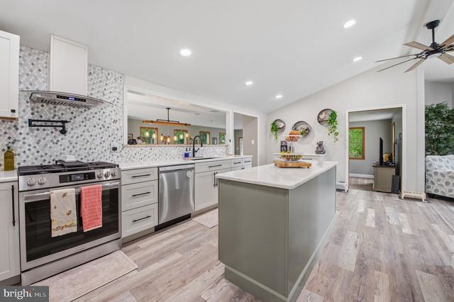 1122 WHITEHALL RD, Newfield, NJ 08344