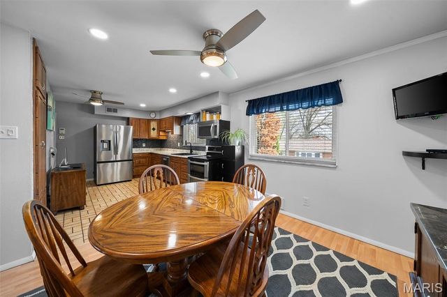 3118 Milissa Lane, St Louis, MO 63125