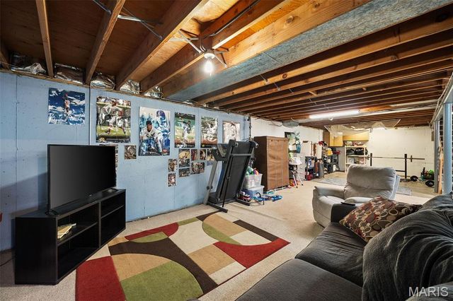 3118 Milissa Lane, St Louis, MO 63125