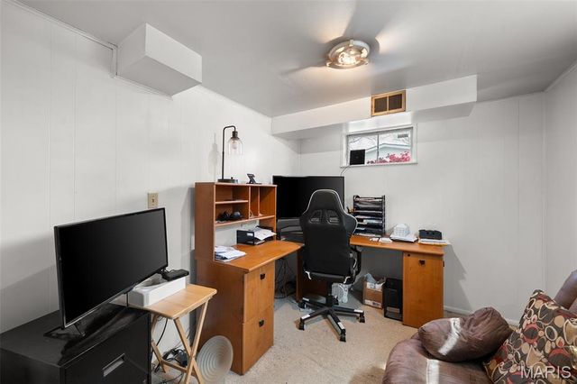 3118 Milissa Lane, St Louis, MO 63125