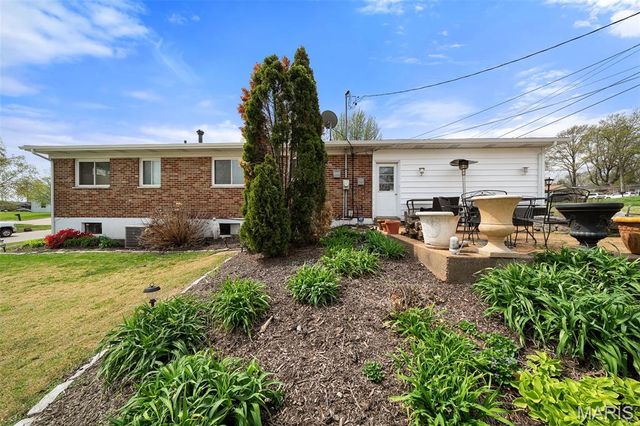 3118 Milissa Lane, St Louis, MO 63125