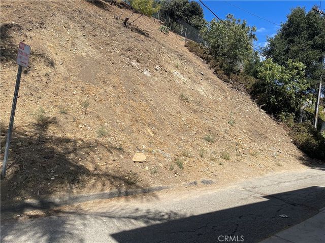 3649 Potosi Ave, Studio City, CA 91604