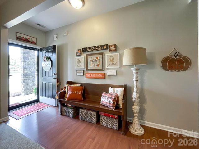 1401 Yellow Daisy Drive, Matthews, NC 28104