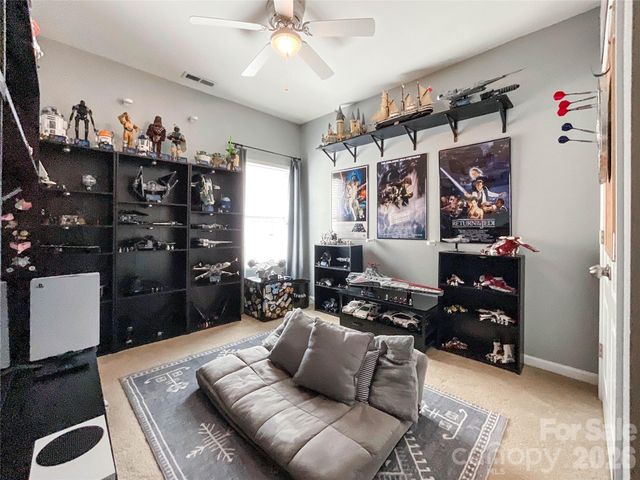 1401 Yellow Daisy Drive, Matthews, NC 28104