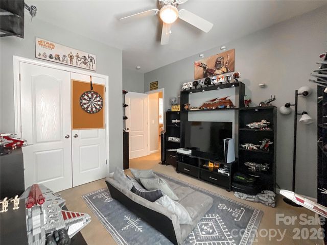 1401 Yellow Daisy Drive, Matthews, NC 28104