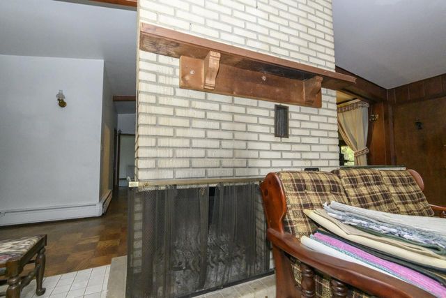 4604 S Moorland ROAD, New Berlin, WI 53151