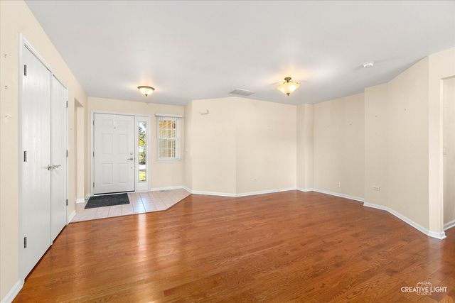 505 Parkland Court, Oswego, IL 60543