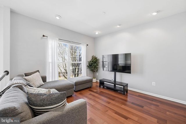 14231 HUNTERS RUN WAY, Gainesville, VA 20155