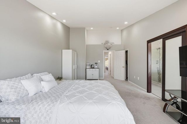 14231 HUNTERS RUN WAY, Gainesville, VA 20155