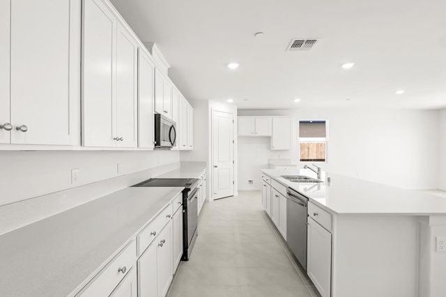 2149 S Cindy Avenue, Fresno, CA 93725
