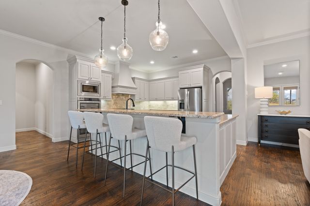 220 Bearclaw Circle, Aledo, TX 76008