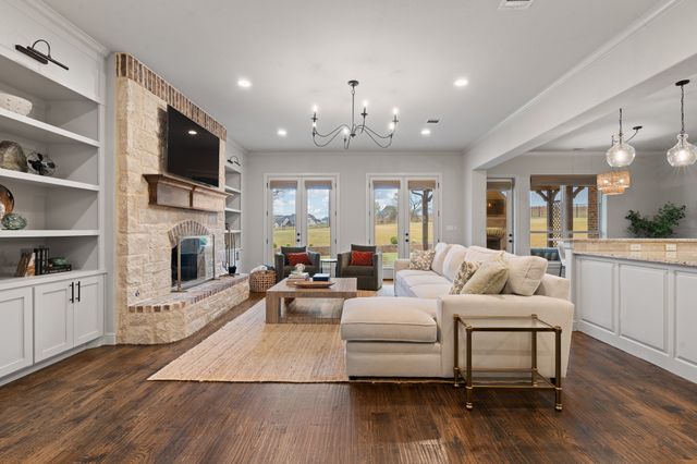 220 Bearclaw Circle, Aledo, TX 76008