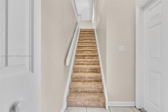 96 Wimbledon Lake Drive, Plantation, FL 33324