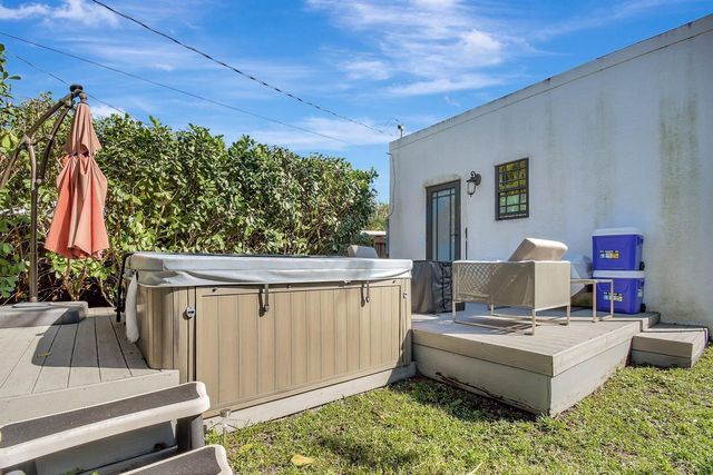 1513 Adams Street, Hollywood, FL 33020