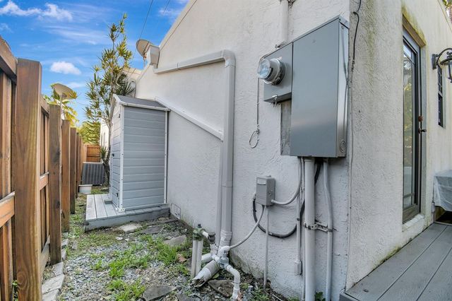 1513 Adams Street, Hollywood, FL 33020