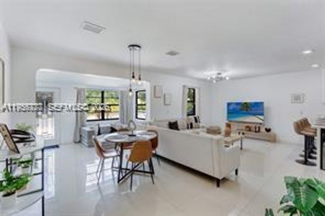 1401 SW 3rd Ave, Dania Beach, FL 33004