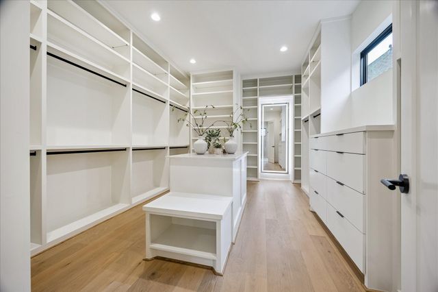 122 E 4th Street, Houston, TX 77007