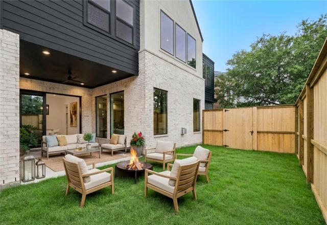122 E 4th Street, Houston, TX 77007