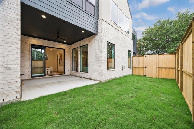 122 E 4th Street, Houston, TX 77007