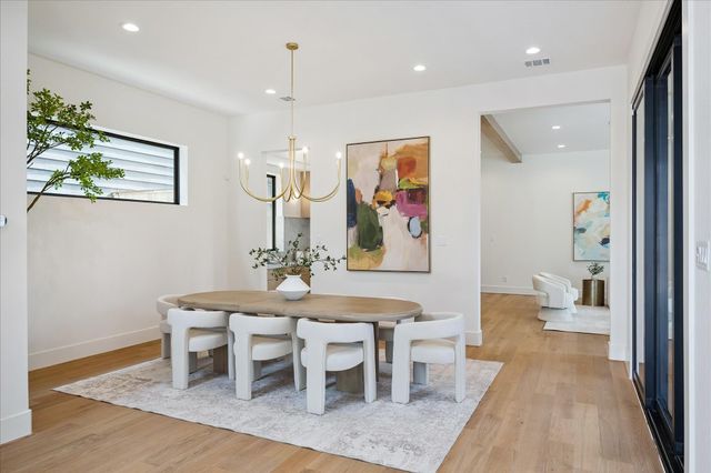 122 E 4th Street, Houston, TX 77007