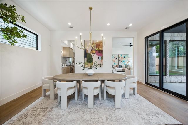 122 E 4th Street, Houston, TX 77007