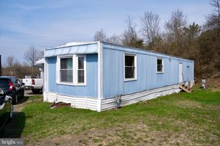 17 BORDIC RD, Reading, PA 19606
