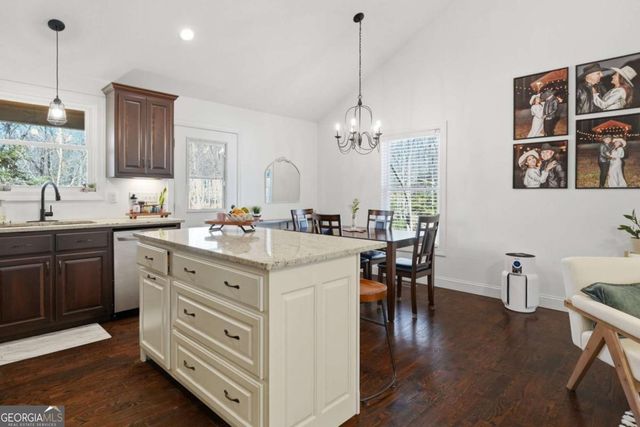137 Geneva Road, Canton, GA 30114