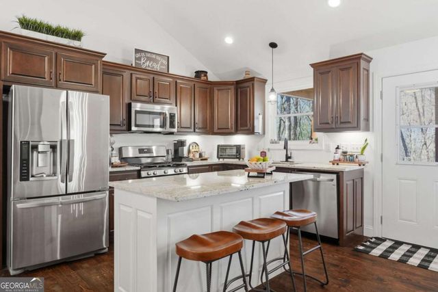 137 Geneva Road, Canton, GA 30114