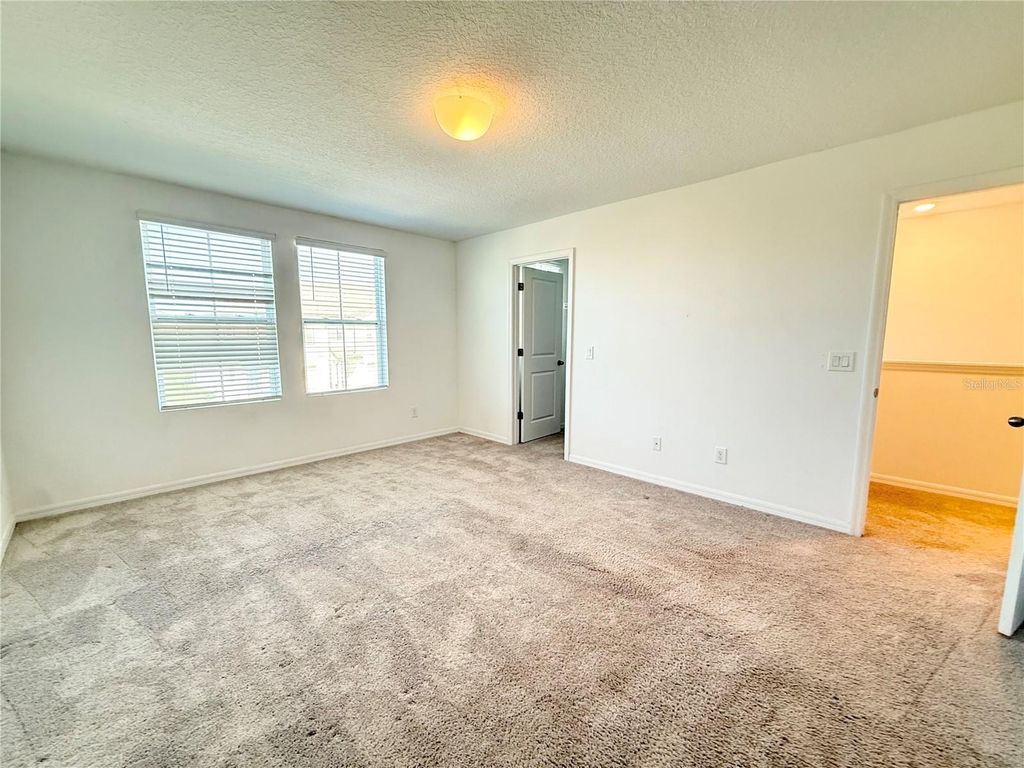 Image 18 of property listing at 1483 DISCOVERY STREET, Davenport, FL 33896