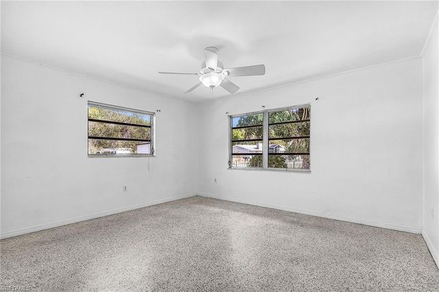 81 Glenmont DR W, North Fort Myers, FL 33917