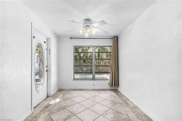 81 Glenmont DR W, North Fort Myers, FL 33917