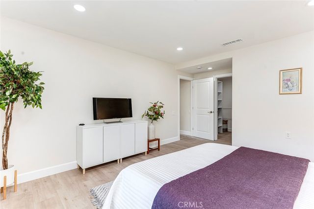 3279 San Amadeo P, Laguna Woods, CA 92637