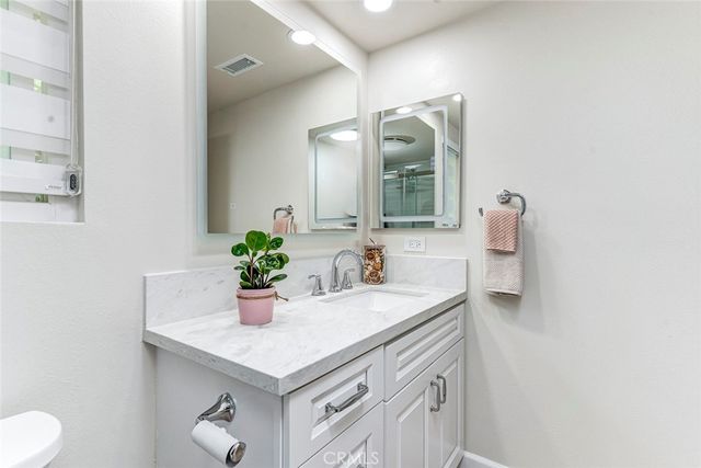 3279 San Amadeo P, Laguna Woods, CA 92637
