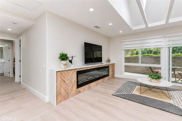 3279 San Amadeo P, Laguna Woods, CA 92637