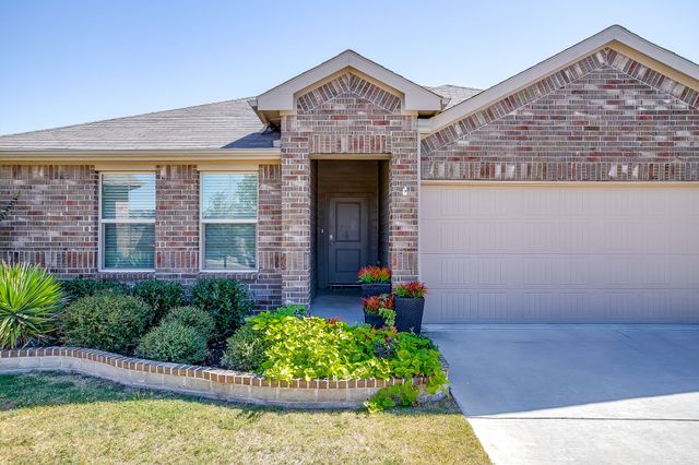 2309 Myrtle Beach Drive, Fort Worth, TX 76108