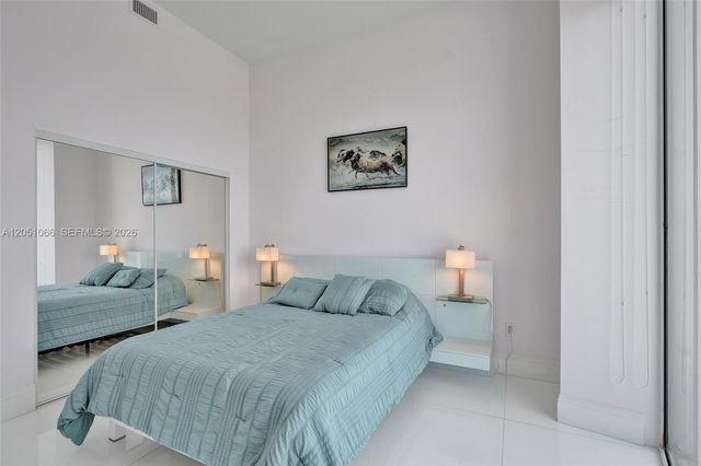 16001 Collins Ave 4305, Sunny Isles Beach, FL 33160