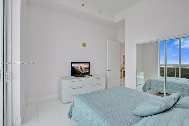 16001 Collins Ave 4305, Sunny Isles Beach, FL 33160