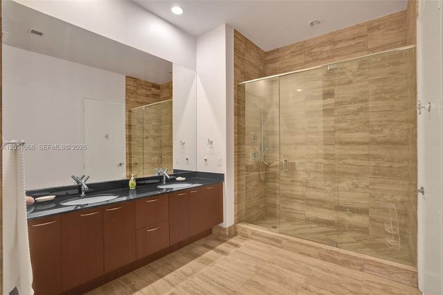16001 Collins Ave 4305, Sunny Isles Beach, FL 33160