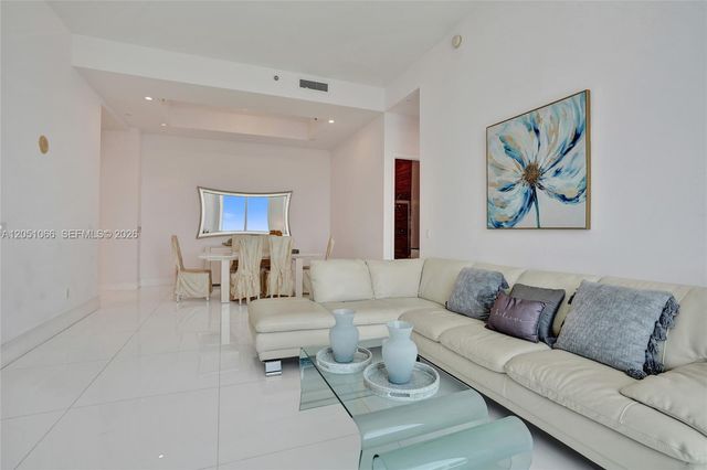 16001 Collins Ave 4305, Sunny Isles Beach, FL 33160